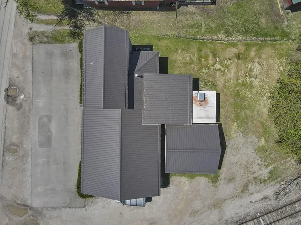 11 Waterworks Rd, Newark, OH 43055