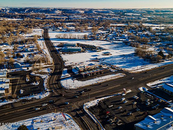 4th image of 11 Road 3515