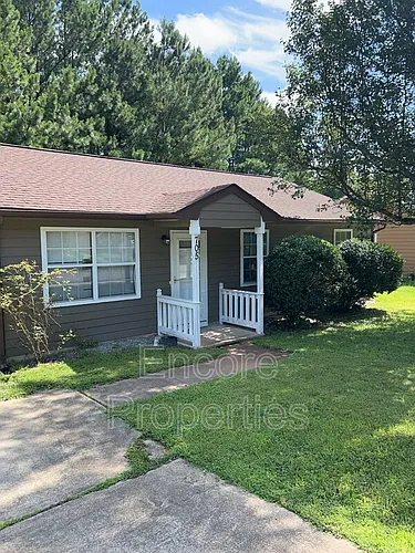 705 Piper St Photo 1