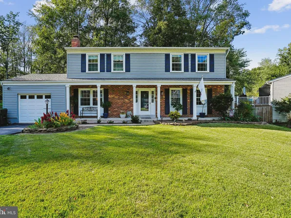 16022 Macedonia Dr, Woodbridge, VA 22191