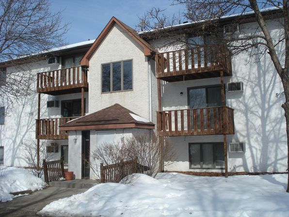 8915 Hamline Ave N, Circle Pines, MN 55014