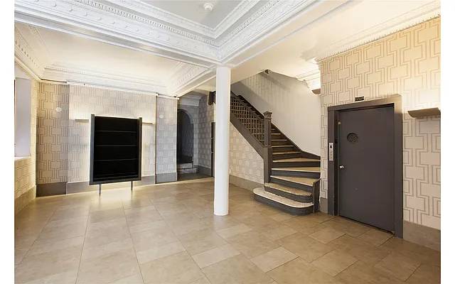 Rented by Douglas Elliman | media 17