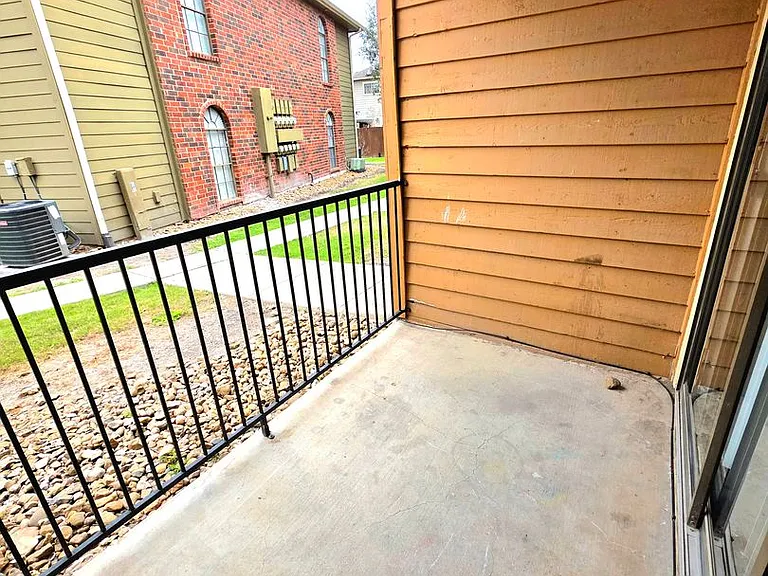 534 Hunt Ln — Photo 44