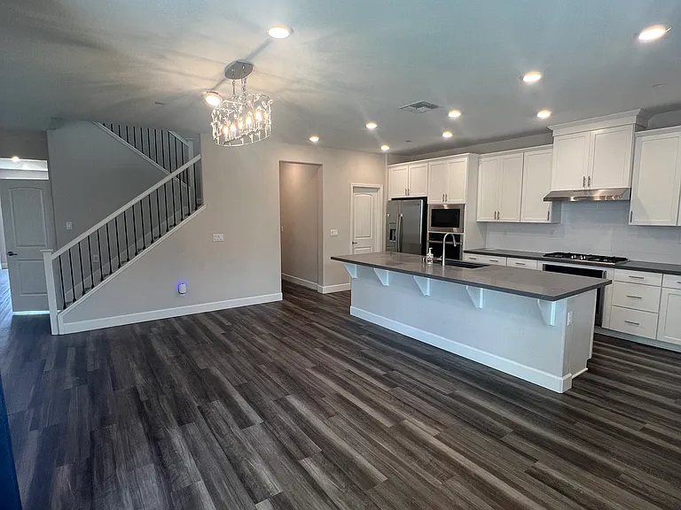 3073 Brandenburber Dr — Photo 8