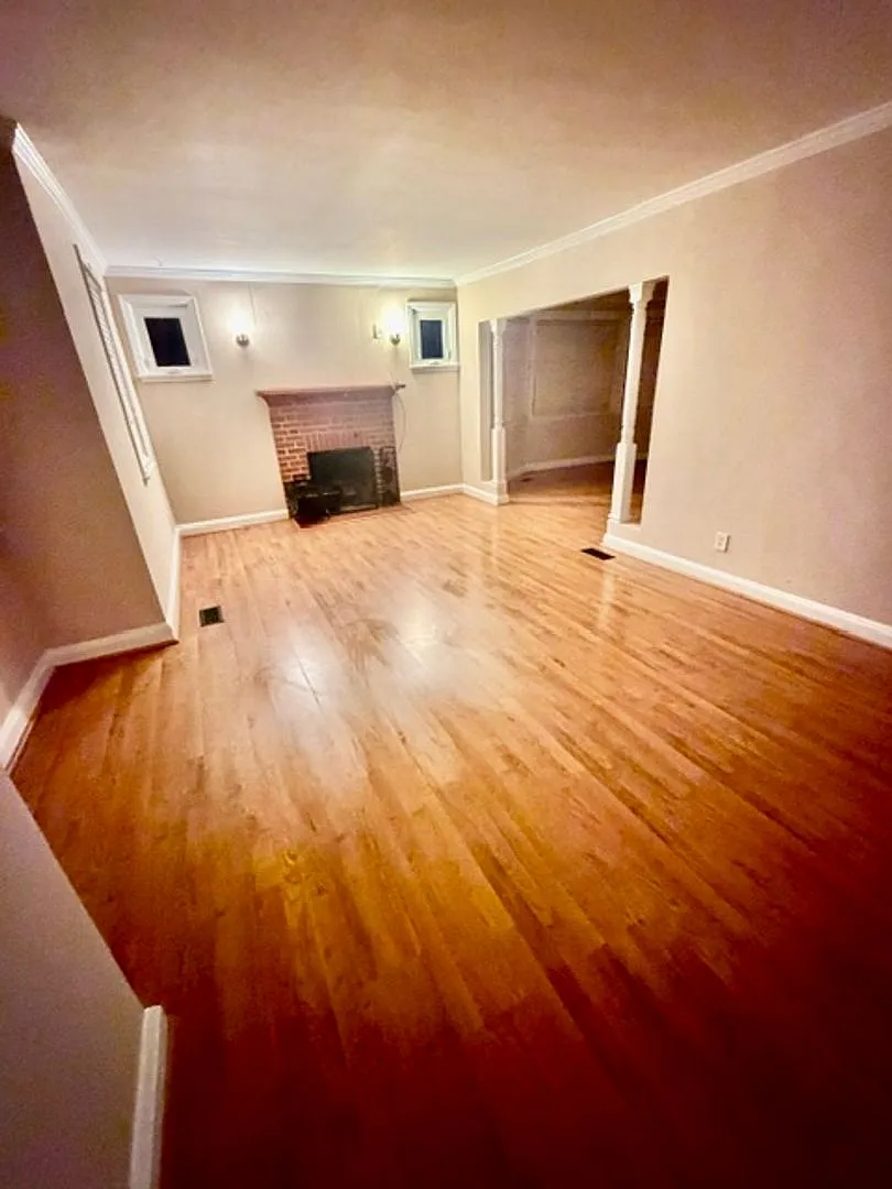 4 Bedroom Rental Rental in Nottingham! — Photo 3
