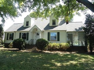 6388 Menokin Rd, Warsaw, VA 22572