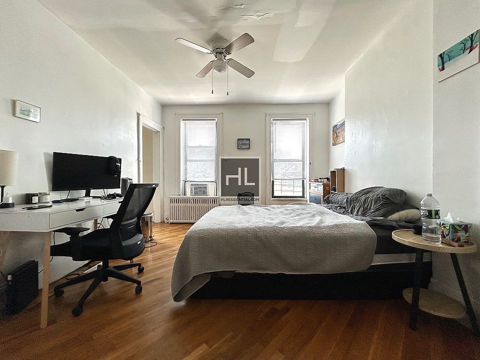 1st image of 257 20th St #3