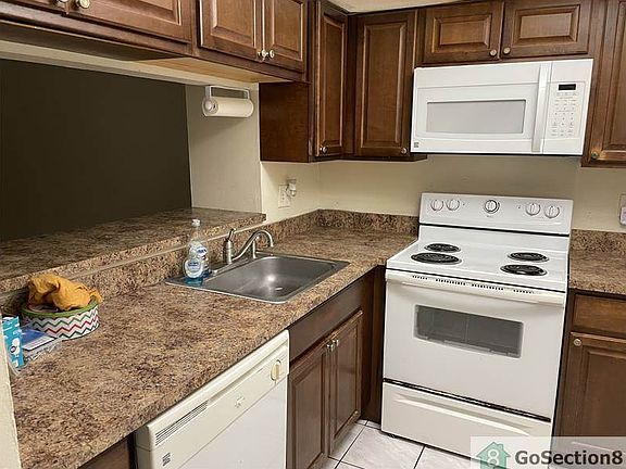 2nd image of 19771 SW 114th Ave APT 326