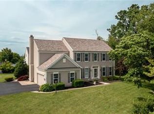 2034 Chichester Xing, Macungie, PA 18062