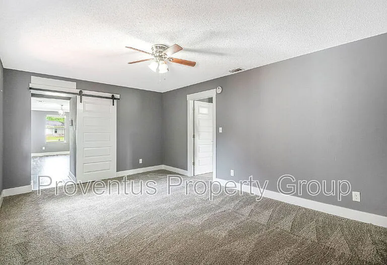 3214 Palmdale Ave — Photo 22