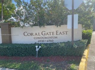 6950 Miami Gardens Dr #2307, Hialeah, FL 33015