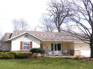 4463 Linden Park Dr, Bay City, MI