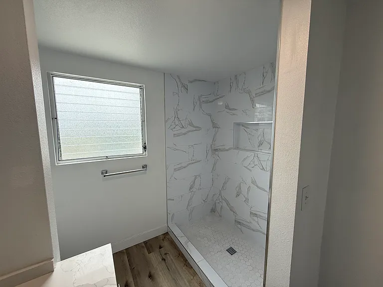 74 N Laurel St #78 — Photo 8