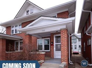 223 N 49th St, Omaha, NE 68132