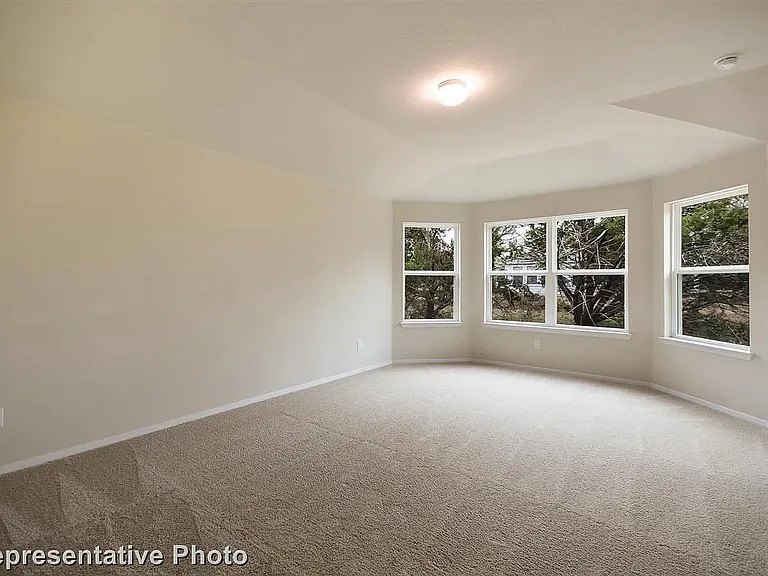 21101 Winslow Cv — Photo 14