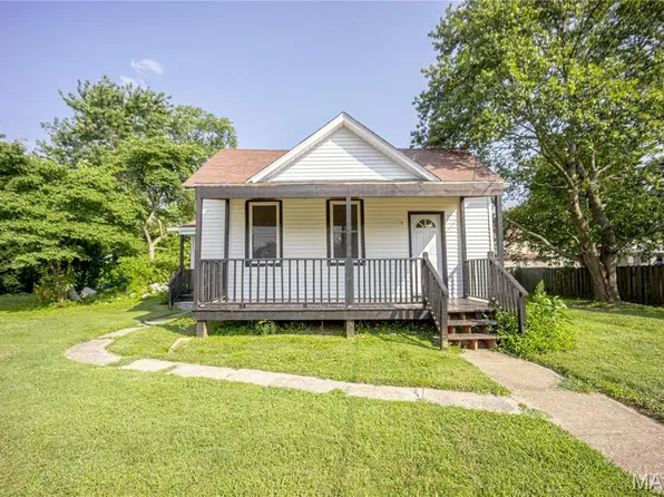 405 W Pine St, Jerseyville, IL 62052