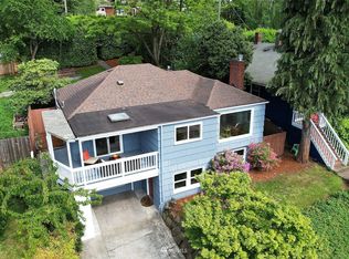4431 Glenn Way SW, Seattle, WA 98116