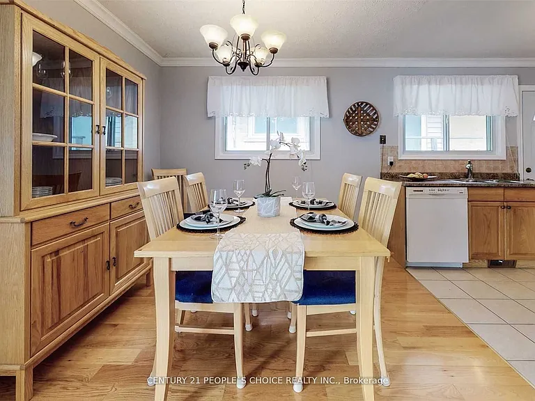 5 Mid Pines Rd — Photo 4