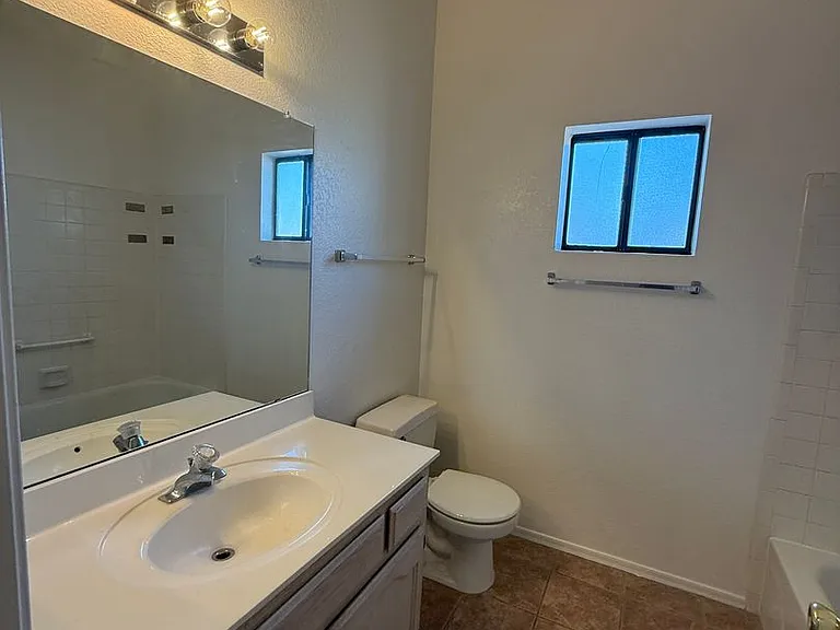 2791 W Redmond Dr — Photo 22