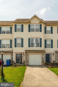 302 Mesa Ln, York, PA, 17408