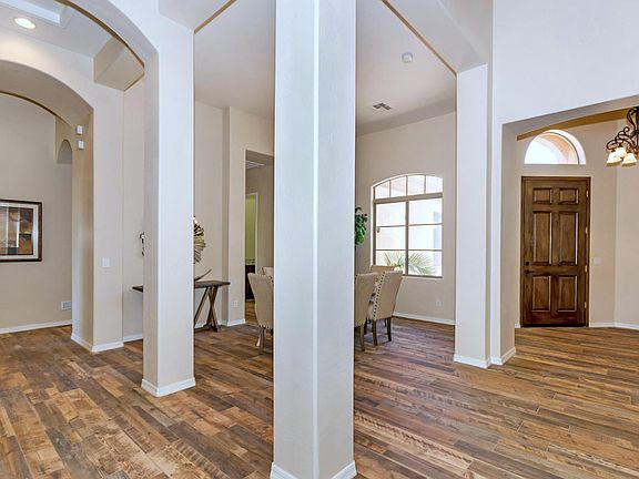 5th image of 705 W Azure Ln