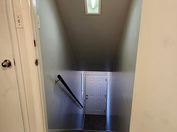 3rd image of 508 W Lincoln Ave #1/2