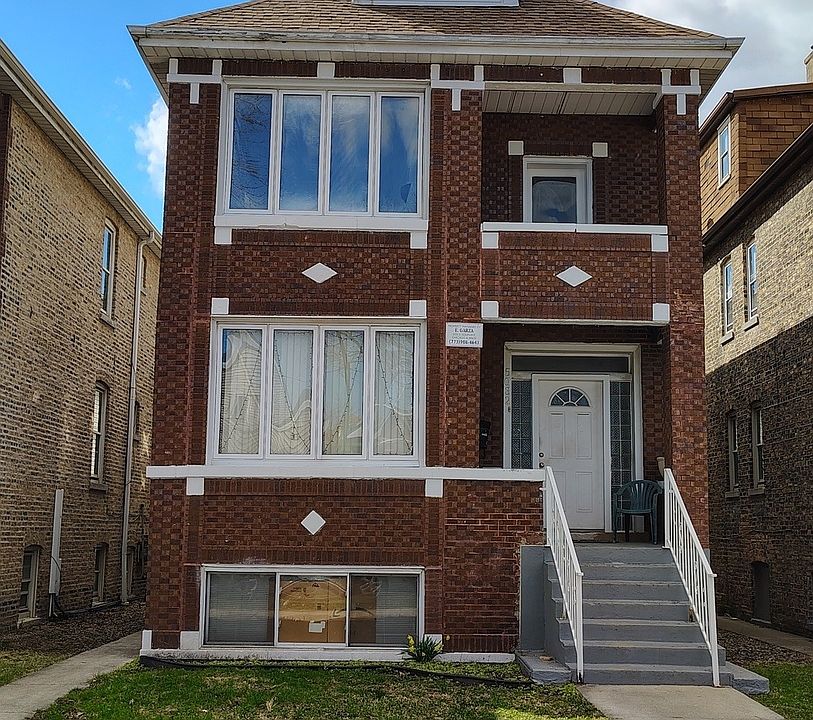 1st image of 5032 S Kolin Ave