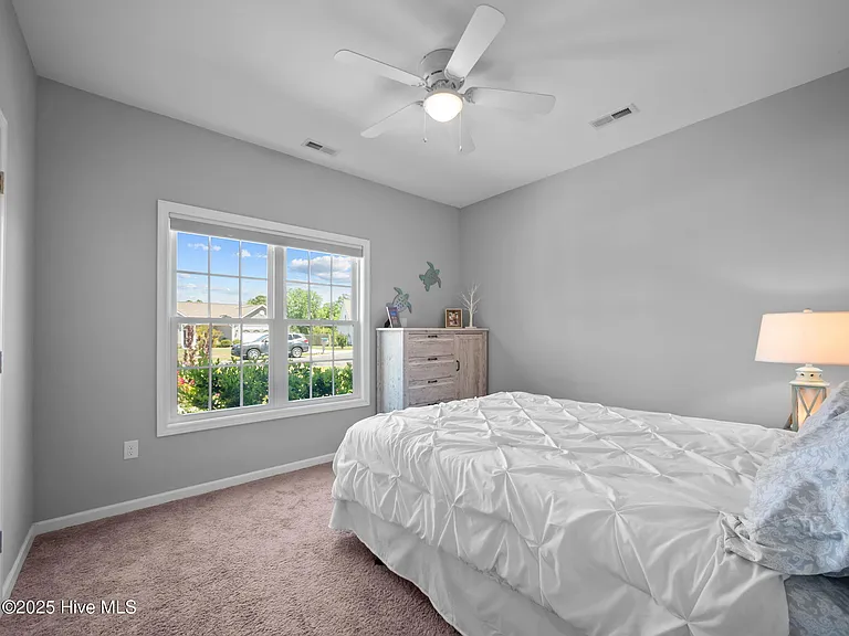 512 Hazelwood Dr — Photo 28