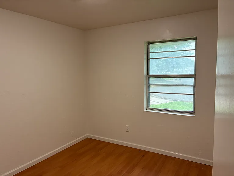 601 Kay Hill Ln — Photo 9
