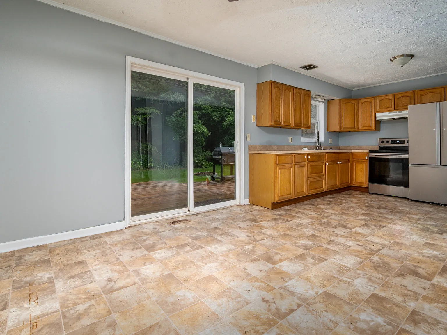 270 Pleasant Valley - 1 — Photo 2