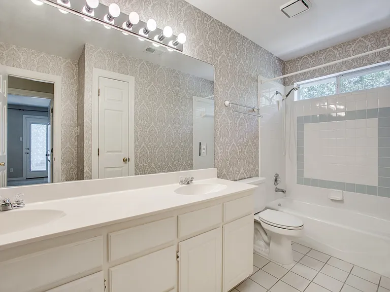 2974 Peninsula Dr — Photo 5