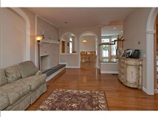 4 Howland Farm Rd, East Greenwich, RI 02818