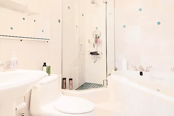 Sold by Alpha Properties NYC I LLC | media 23