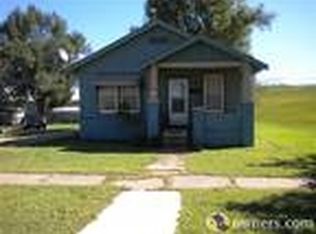 6 N 7th St, Herington, KS 67449