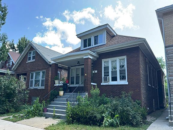 2nd image of 6607 S Maplewood Ave