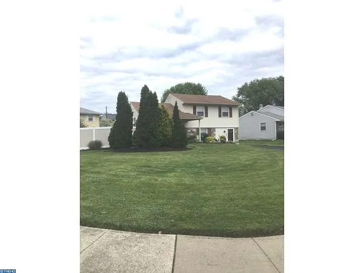 300 Abbott Rd photo 1