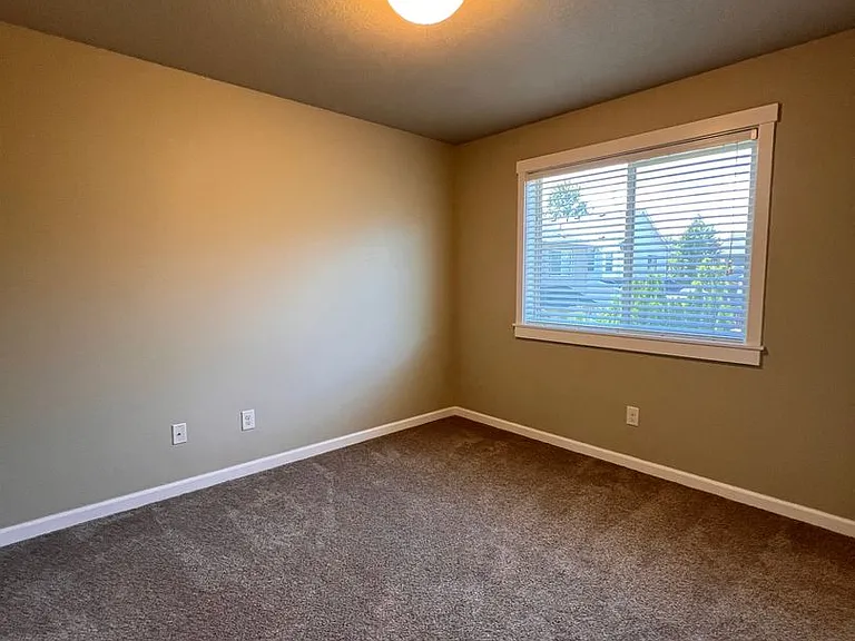 503 N 41st Ave — Photo 18