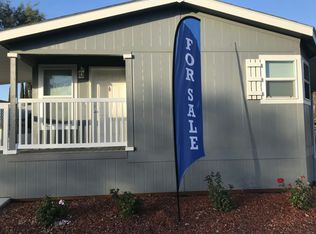 415 N Akers Rd #42, Visalia, CA 93291