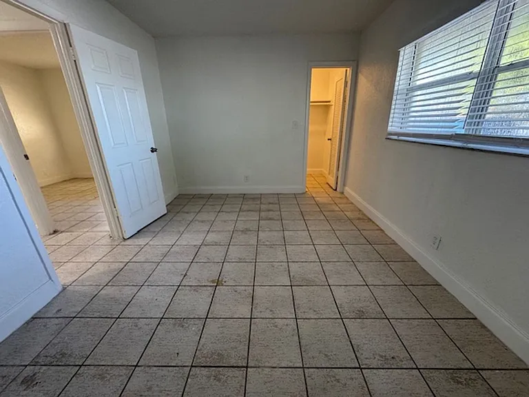 491 Banks Rd Margate, FL 33063 — Photo 8
