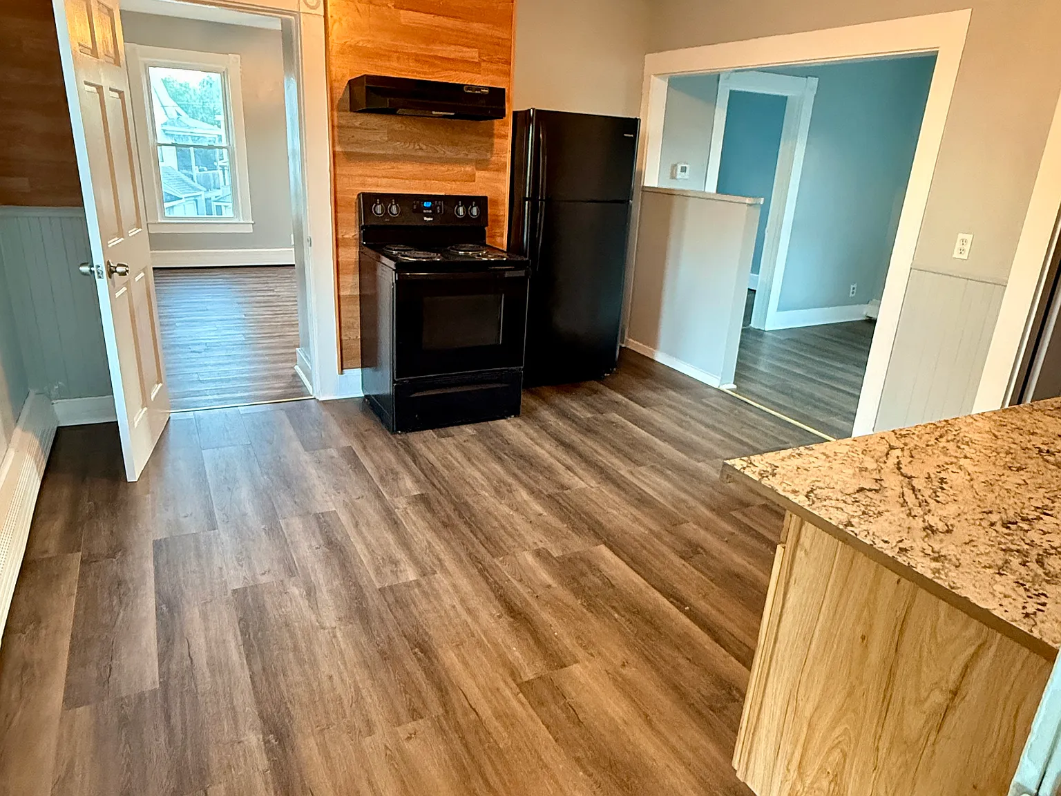 2 bed, $1,295 — Photo 3