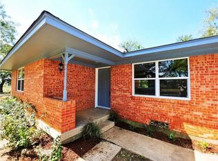 528 Barfknecht Ln, Lewisville, TX 75056