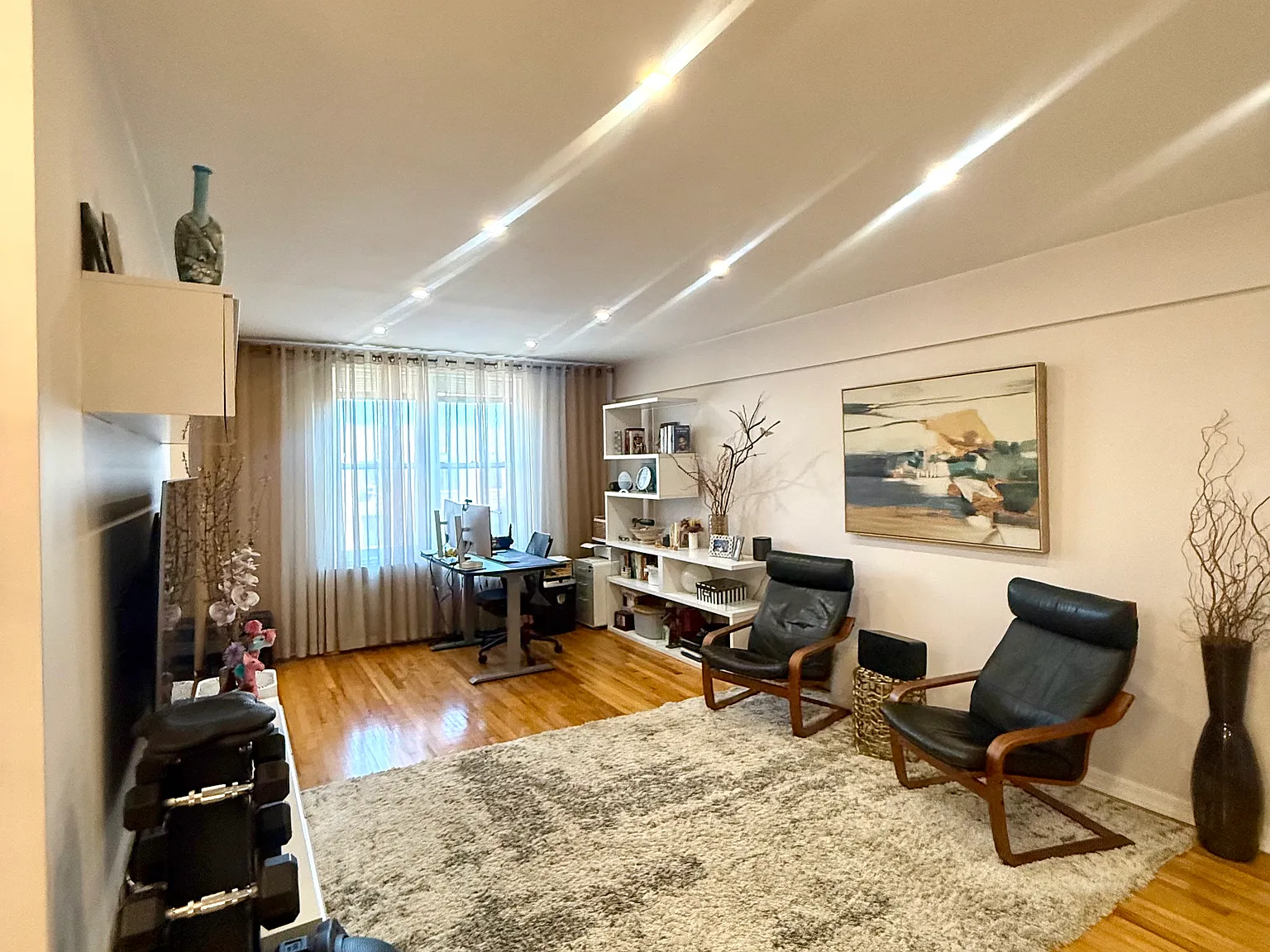 1 bed, 850 sqft, $2,250 — Photo 2