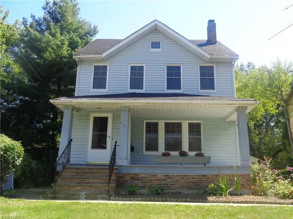 2001 Marlindale Rd, Cleveland Heights, OH 44118