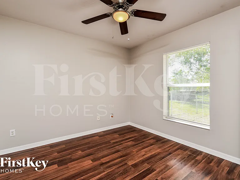 218 Manatee St — Photo 14