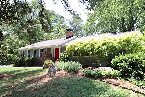 1009 Dogwood Ln Photo 1