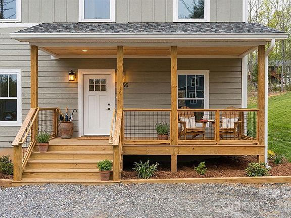 3rd image of 165 Cascade Ridge Rd