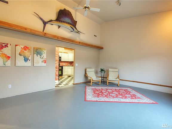 5th image of 32100 Union Dr