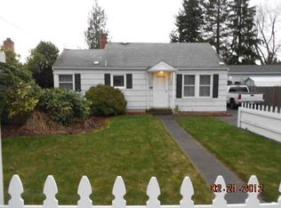 16013 10th Ave SW, Burien, WA 98166