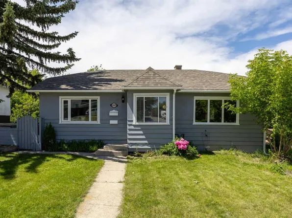 2507 E 15a St SW, Calgary, AB T2T 4B8