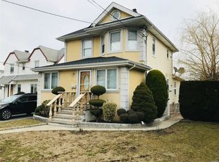 172 Roslyn Rd, Mineola, NY 11501